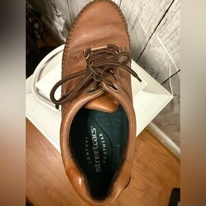 Comfort Streetcars Footwear Mens 9.5 tie brown loafers